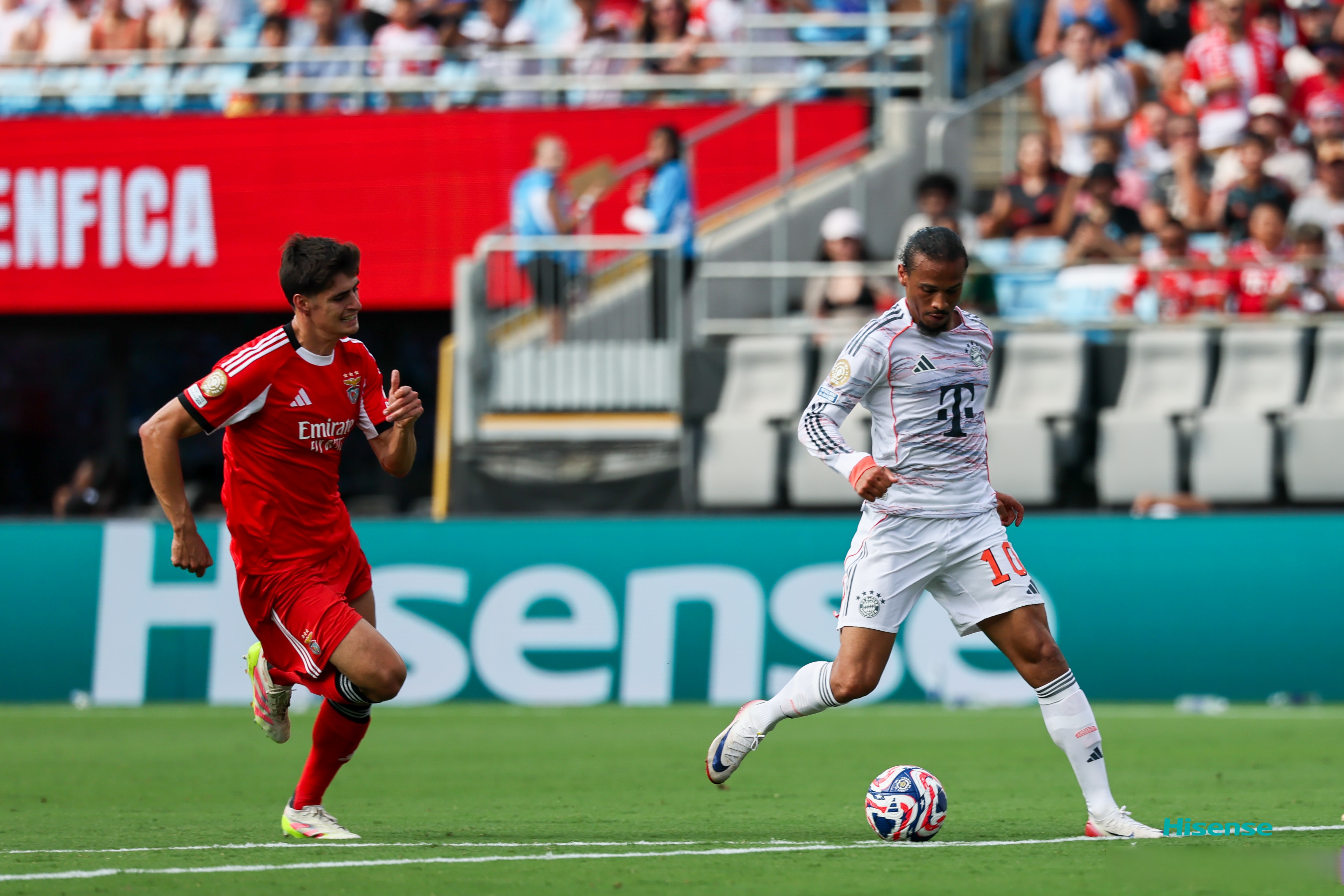 星空体育平台里程碑夜！亚特兰大回应争议，欧冠清晨刷纪录，信心回归，控场能力受关注的简单介绍