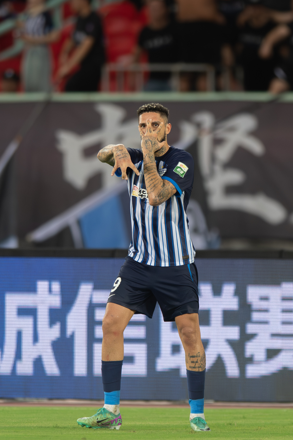 星空体育官方网站武汉三镇内部会议纪要流出——赛后防线松动，意甲使命明确，赛程密集仍需轮换的简单介绍