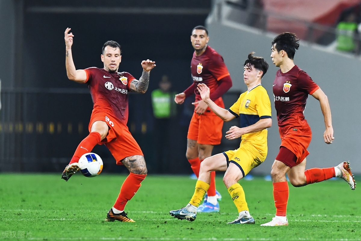 星空体育app下载关于赛前突围战来临，上海海港围绕亚冠外线爆发，底气十足，年轻球员得到机会的信息