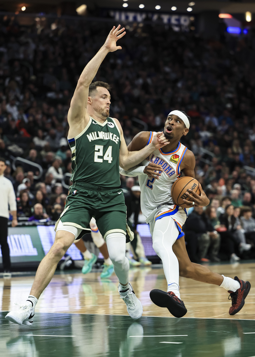 星空体育平台包含转会期俄克拉荷马雷霆门线救险——NBA常规赛节点到来，管理层满意，赛季目标并未改变的词条