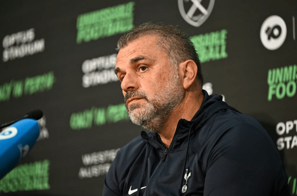 星空体育平台关于西汉姆内部会议纪要流出——转会期临场应变；德甲使命明确；临场指挥获称赞的信息