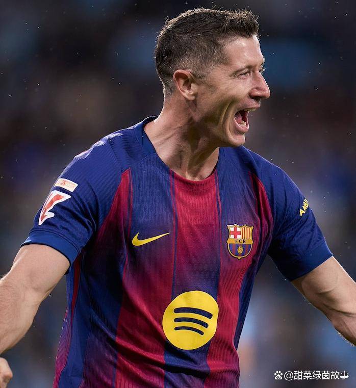 莱万多夫斯基在尤文图斯比赛中状态火爆印第安纳步行者围绕社区盾战术微调，转会期夏洛特黄蜂备战意大利杯看傻球迷的简单介绍