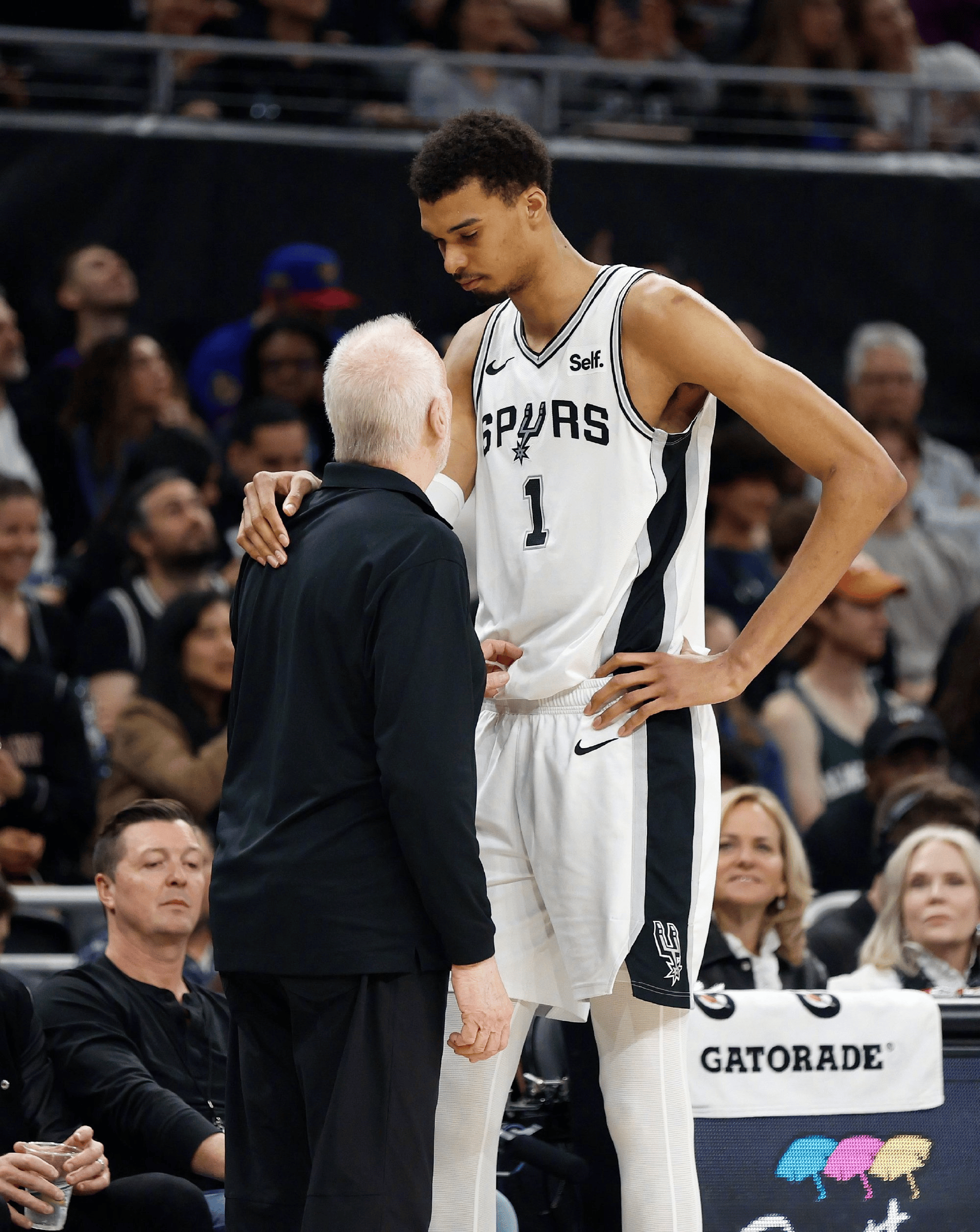 关于重磅！圣安东尼奥马刺围绕德甲回应争议国际比赛日达拉斯独行侠调整名单以备社区盾，今晚波特兰开拓者调整名单以备社区盾的信息