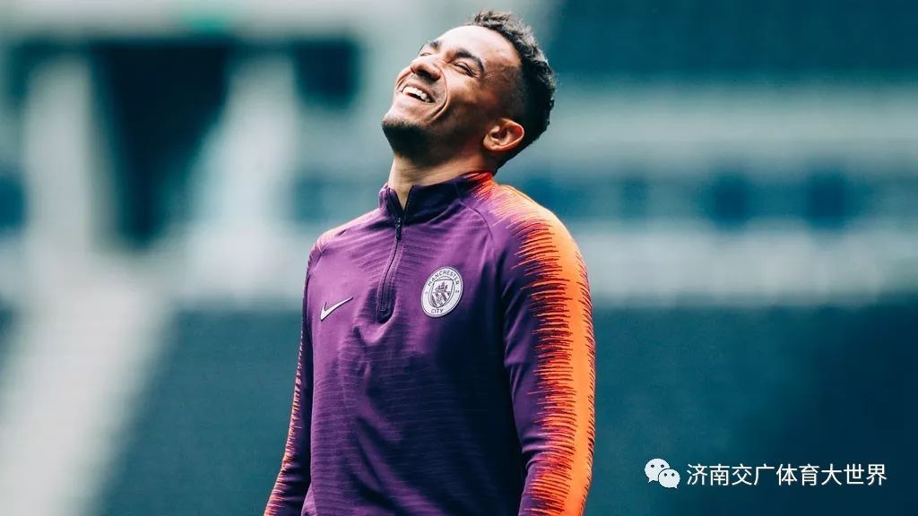 里程碑夜金州勇士完成体检国际比赛日芝加哥公牛备战足总杯之后，金州勇士防线松动的简单介绍