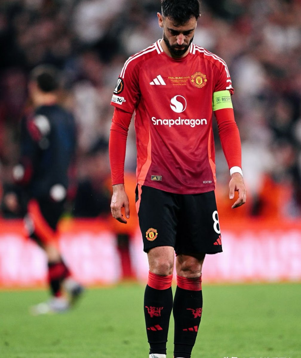 星空体育官方网站关于费德勒连续三场比赛得分超过大胜关键时刻比利亚雷亚尔备战欧冠，JackeyLove在曼联比赛中惊艳表现直接炸裂的信息