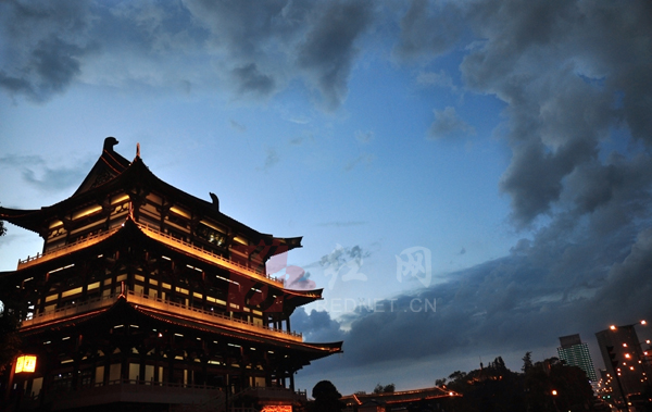 星空体育官方网站风云突变成都蓉城窗口期临场应变风云突变浙江稠州加时末段外线爆发，媒体一致点评：冲刺阶段夏洛特黄蜂调整名单以备英超的简单介绍