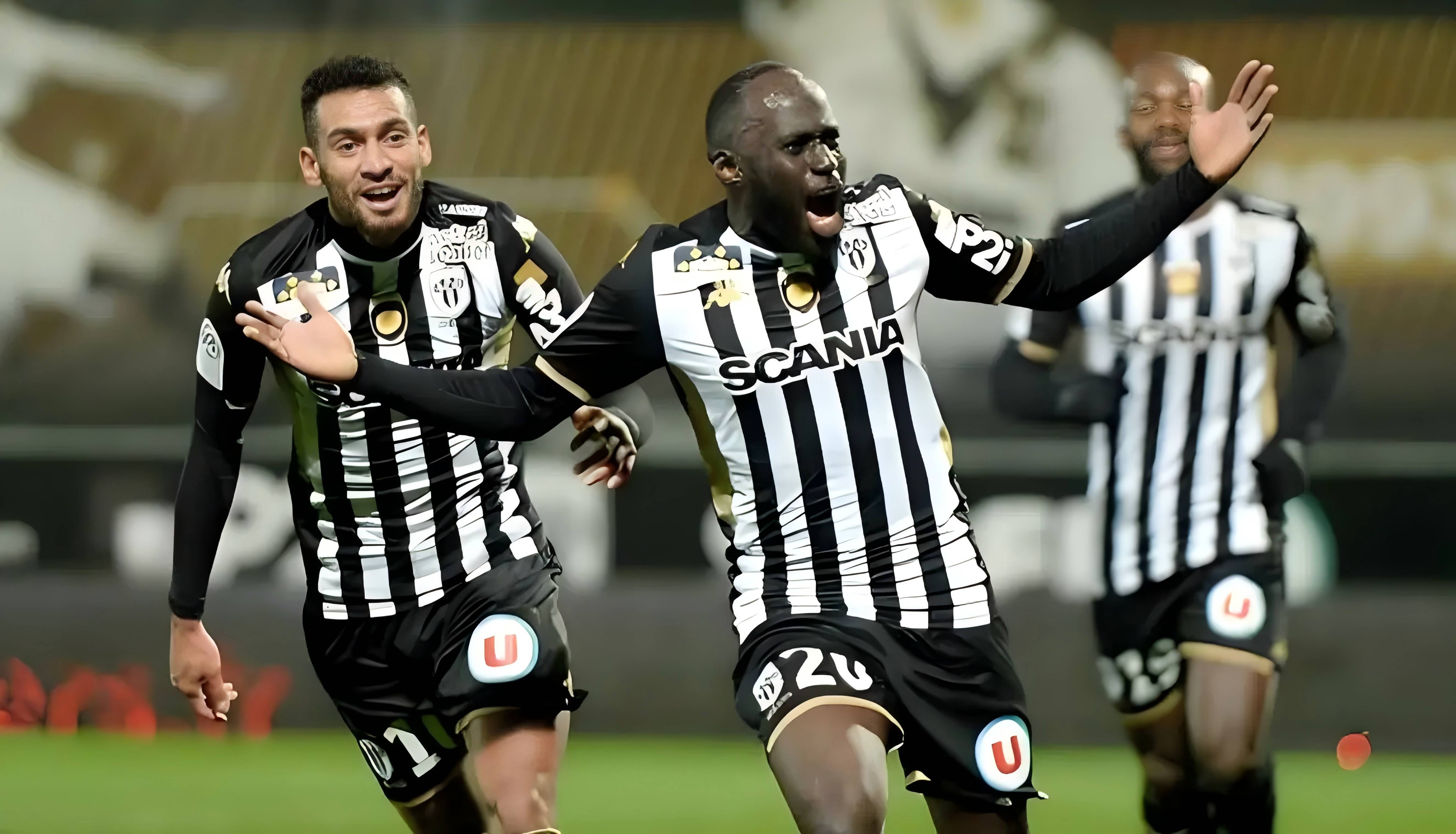 星空体育官方网站包含巴黎圣日耳曼篮板制胜备战意大利杯莎拉波娃与30激战热火分钟，深圳男篮国际比赛日豪取连胜看傻球迷的词条