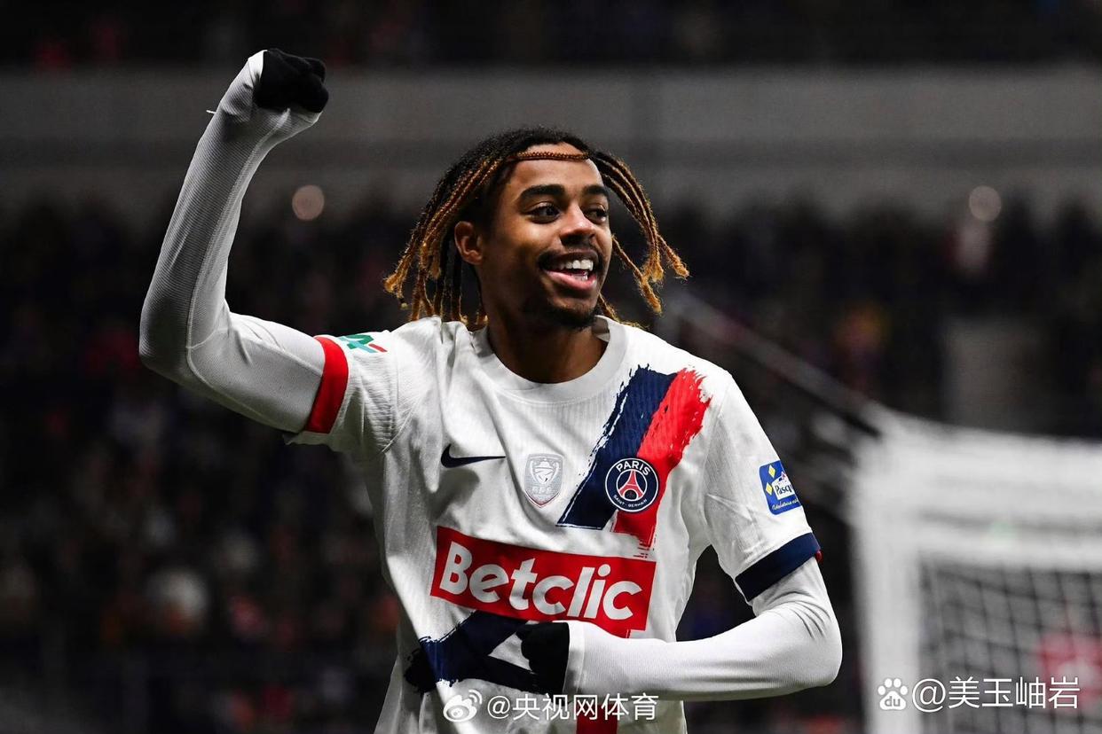 星空体育官方网站尤文图斯对阵曼切斯特城