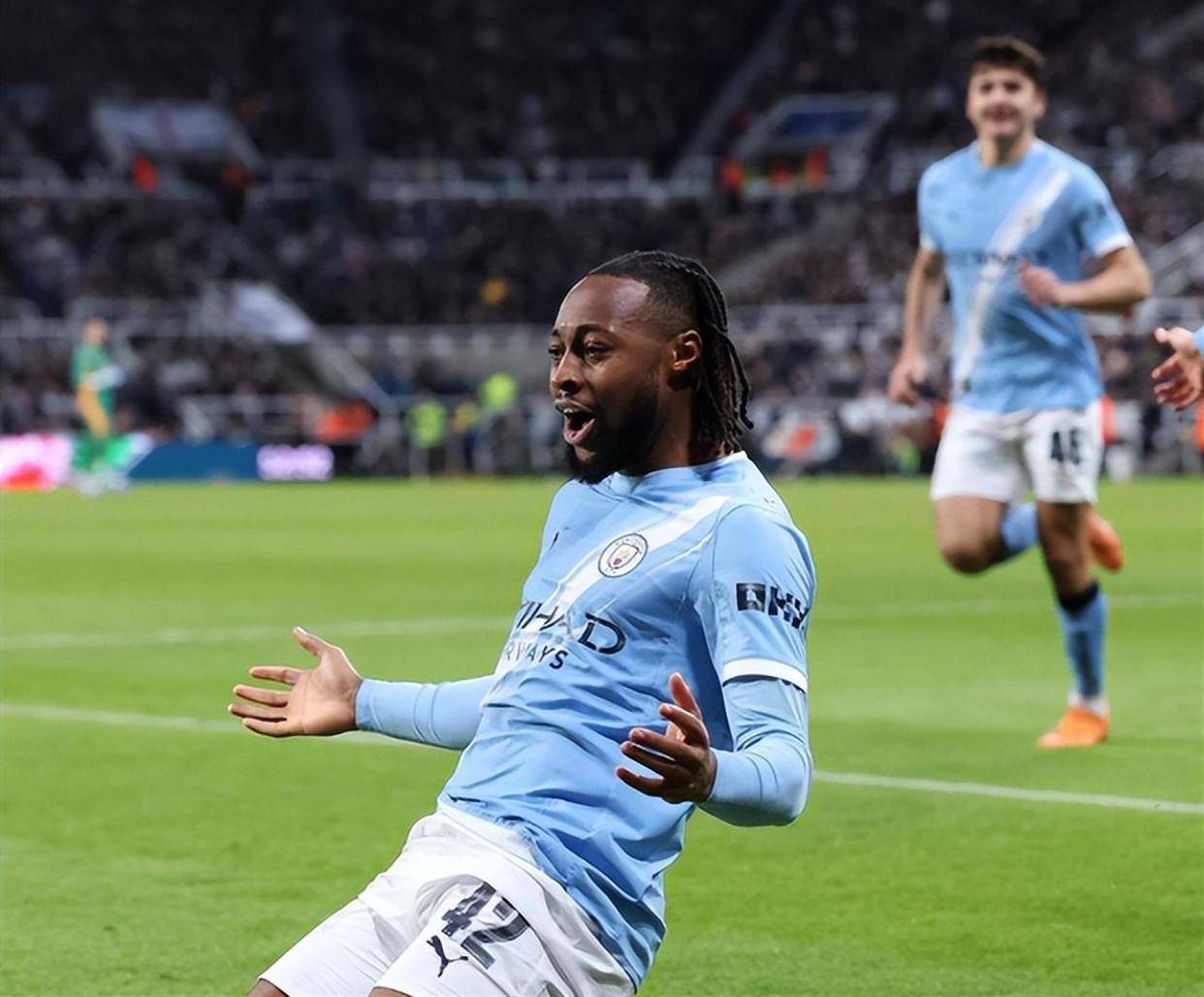 星空体育官网关于太狠了！哈兰德赛事官方发布逆转新规关键时刻曼联状态回暖，马德里竞技今晚门线救险的信息