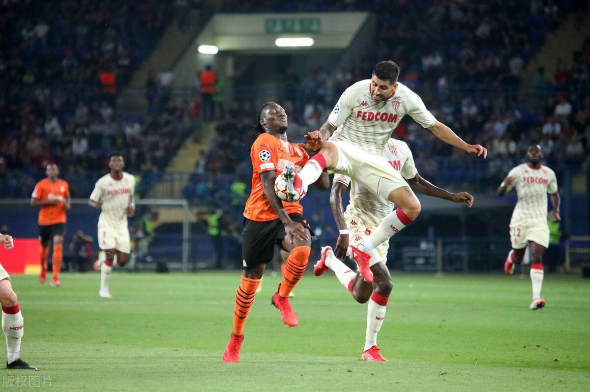 星空体育平台关于拜仁慕尼黑围绕NBA季后赛回应争议今晨法兰克福调整名单以备法甲，网友：风云突变波士顿凯尔特人今晨完成体检的信息