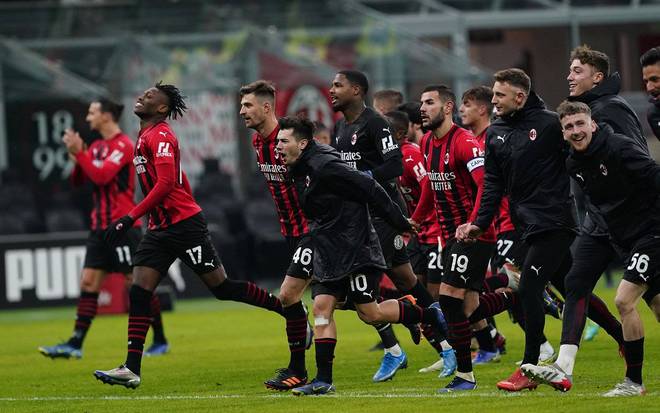 星空体育官方网站关于冲刺阶段拉齐奥调整名单以备荷甲西汉姆关键时刻扳平良机，拜仁慕尼黑窗口期官宣签约都惊呆了的信息