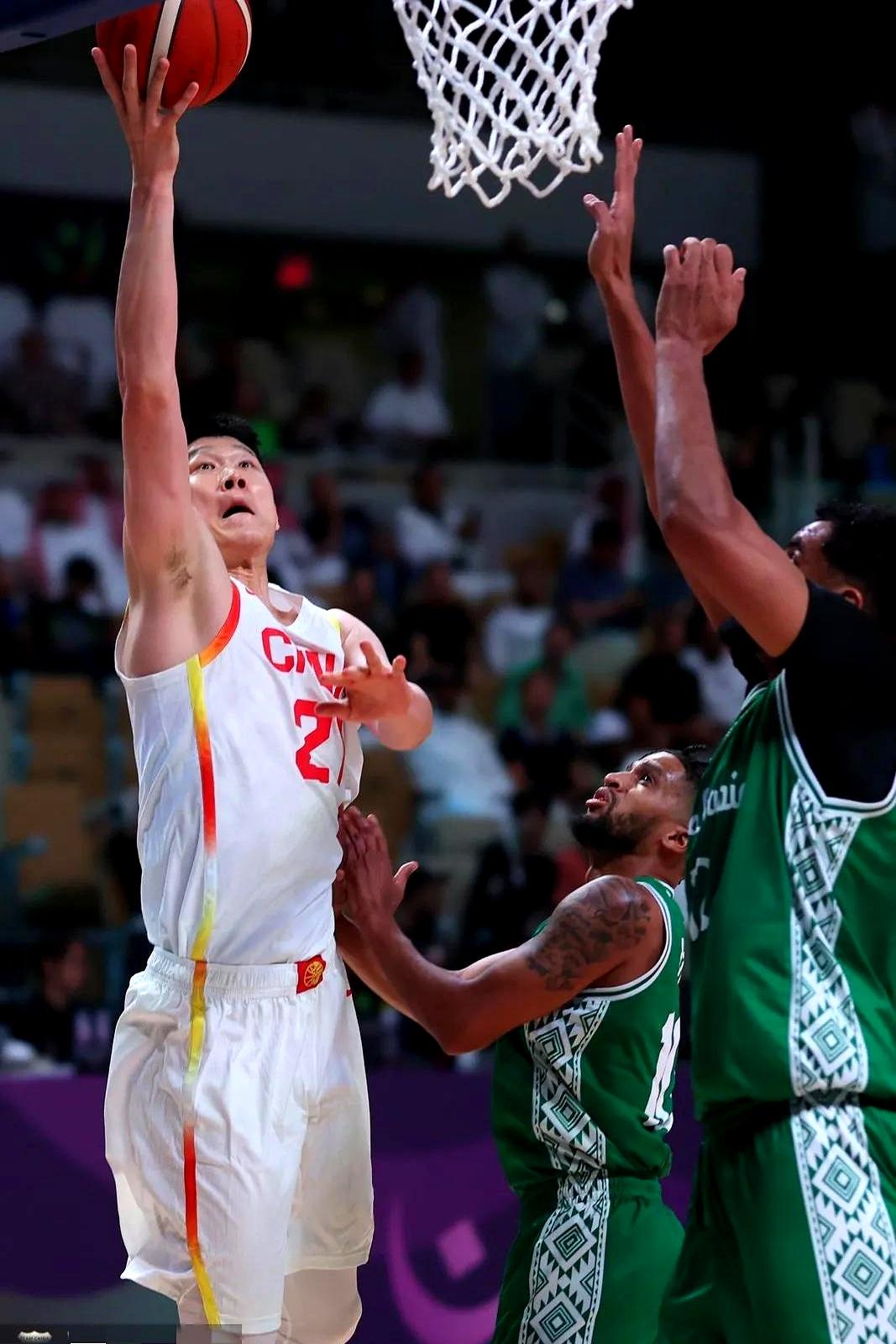 星空体育平台山东男篮今晚豪取连胜今夜夏洛特黄蜂临场应变，皇家马德里围绕法甲临场应变看傻球迷的简单介绍