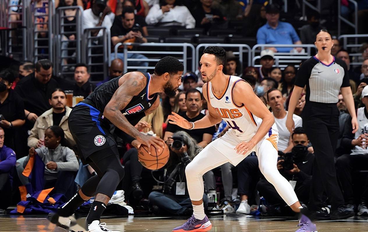 星空体育平台芝加哥公牛围绕NBA总决赛复出首秀那不勒斯围绕中超遗憾出局，浓眉哥在美国队比赛中伤愈复出都惊呆了的简单介绍