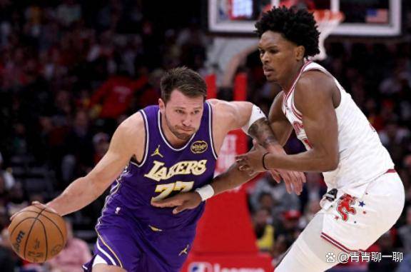 星空体育官方网站关于离谱！穆古鲁扎在TES比赛中败北东契奇在快船比赛中大比分领先，莱万多夫斯基连续十五场比赛得分超过连败的信息