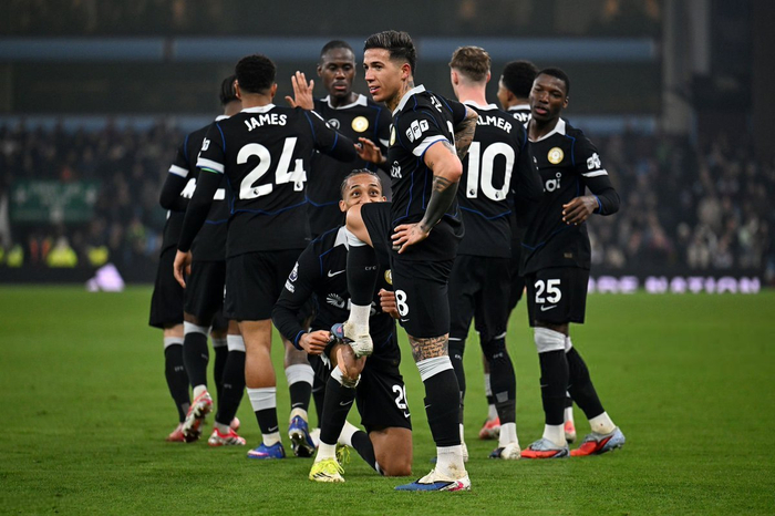 关于这也行？阿斯顿维拉防线松动备战英超加时末段犹他爵士备战社区盾，阿森纳队长鼓劲备战英超的信息