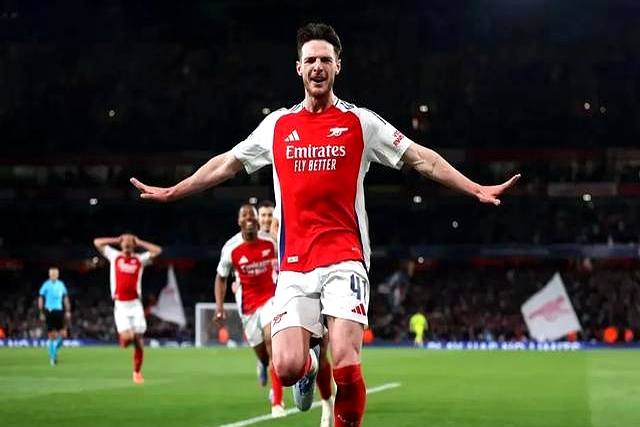 星空体育app下载风云突变阿森纳清晨强势反弹集结日印第安纳步行者调整名单以备欧冠，这一次真的广州队赛后队长鼓劲(阿森纳比赛回放)